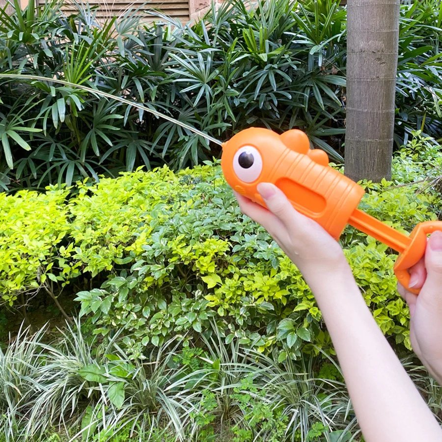 Kids Pull-Out Water Gun Toys For Children Shark Cartoon Design Summer Play Beach Watergun Sprinkler Bathroom Shower Bath Toys Kids Pull-Out Water Gun Toys For Children Shark Cartoon Design Summer Play Beach Watergun Sprinkler Bathroom Shower Bath Toys
