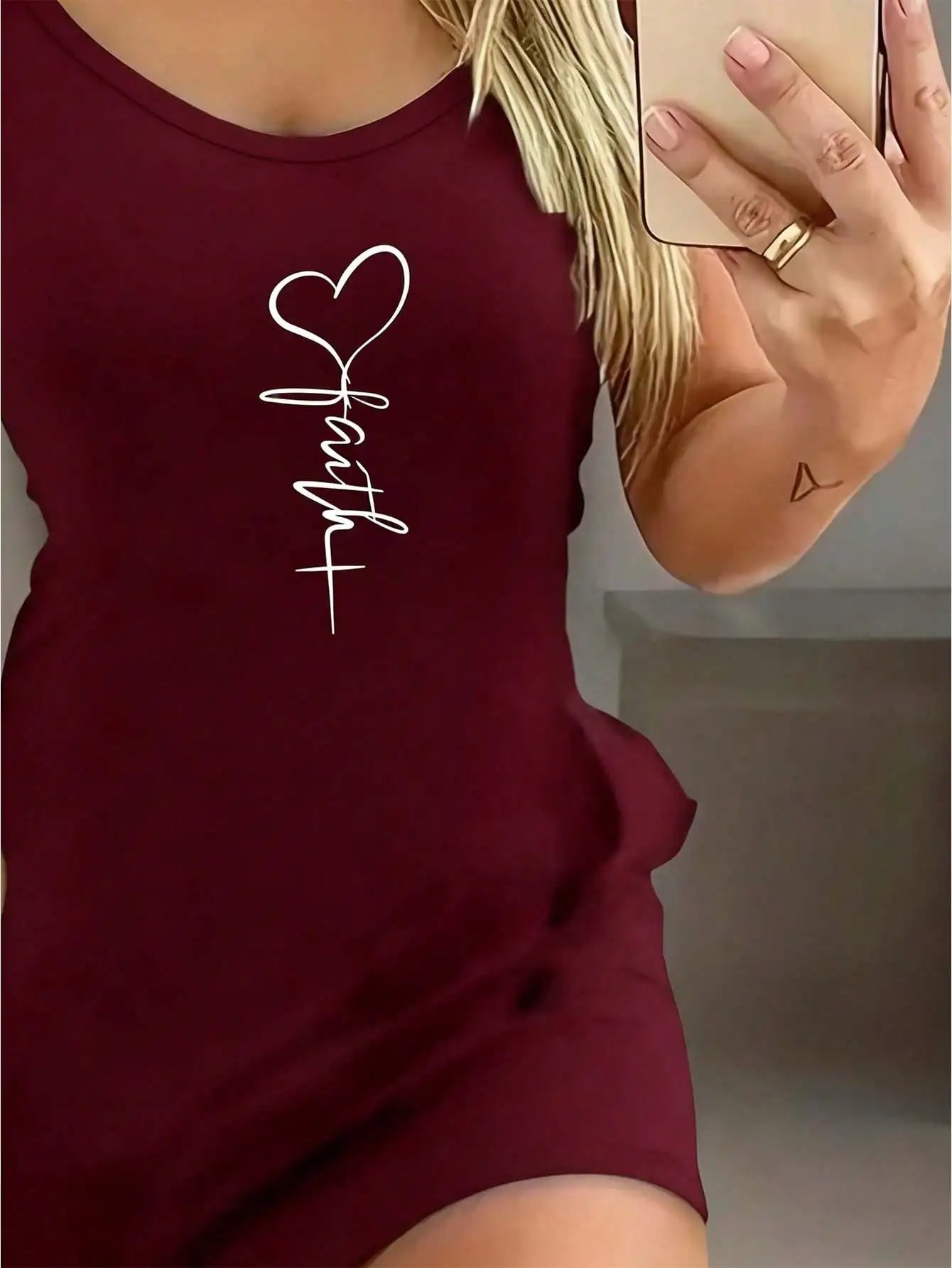 2026 new women's sexy heart-shaped round neck short sleeved dress and skirt, suitable for summer wear 2026 new women's sexy heart-shaped round neck short sleeved dress and skirt, suitable for summer wear