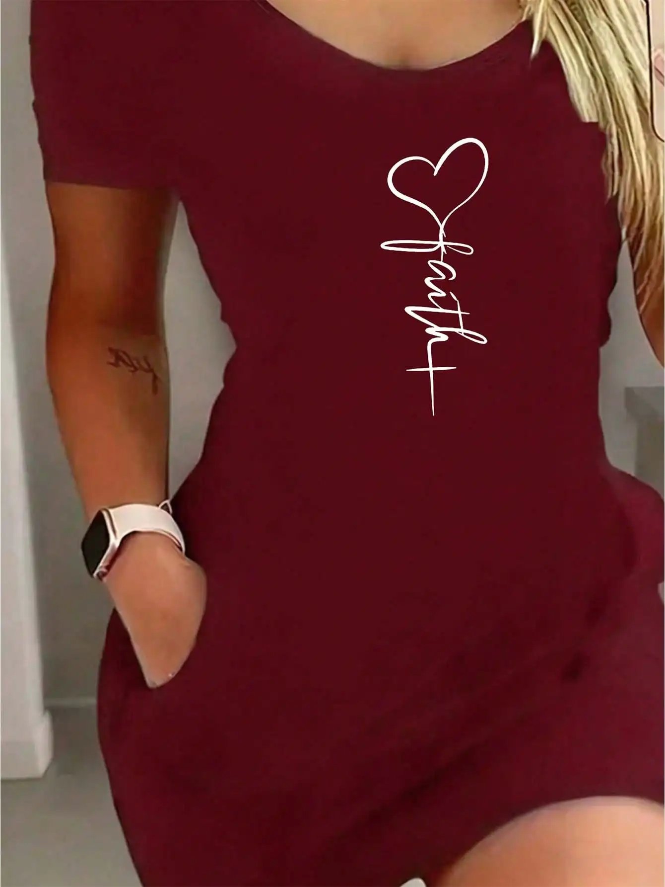 2026 new women's sexy heart-shaped round neck short sleeved dress and skirt, suitable for summer wear 2026 new women's sexy heart-shaped round neck short sleeved dress and skirt, suitable for summer wear