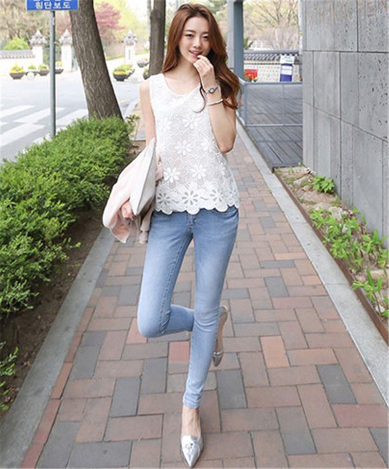 Womens Blouse Shirt Femininas Summer Tops and Blouses Lace Elegant Sleeveless Blusas Crochet Casual Flower Tops Plus Size Women